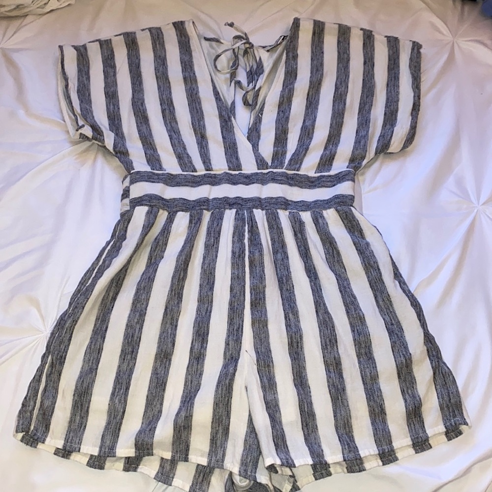 American Eagle Romper